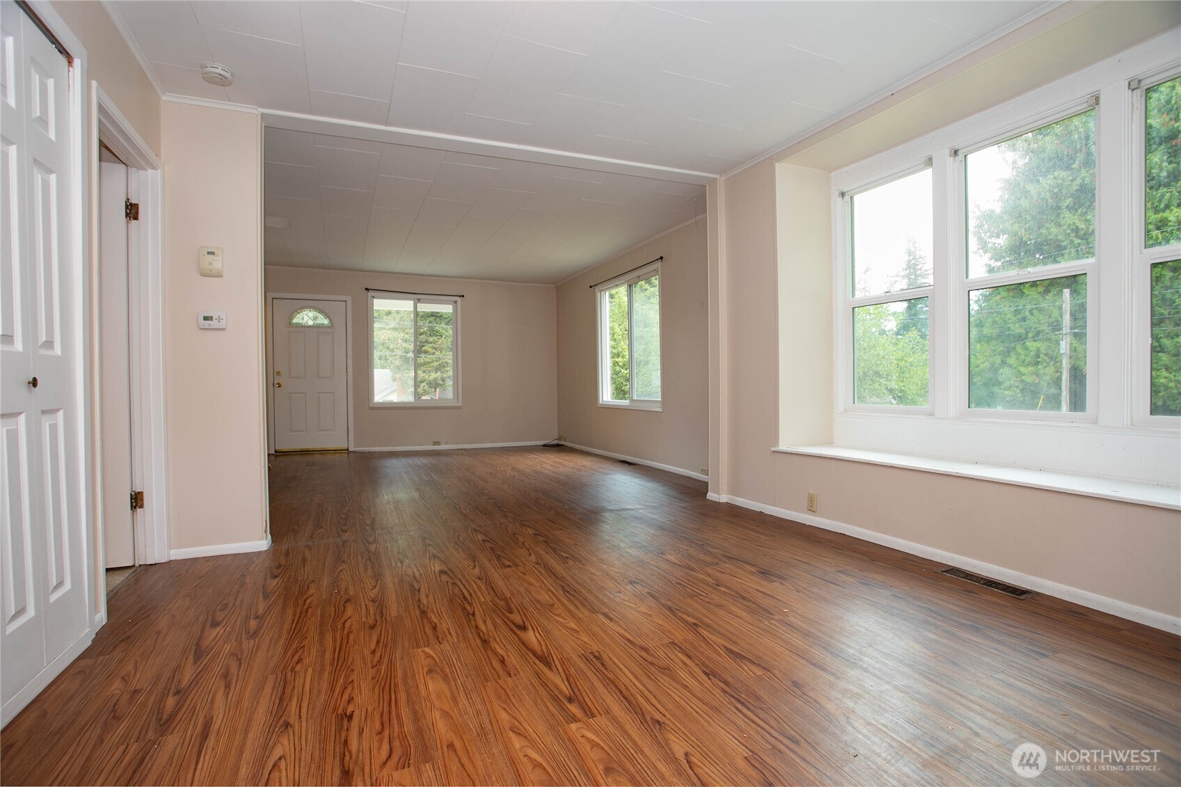 4540 Cable Street Property Photo 9