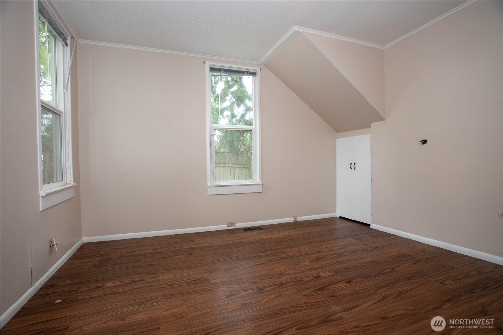 4540 Cable Street Property Photo 15