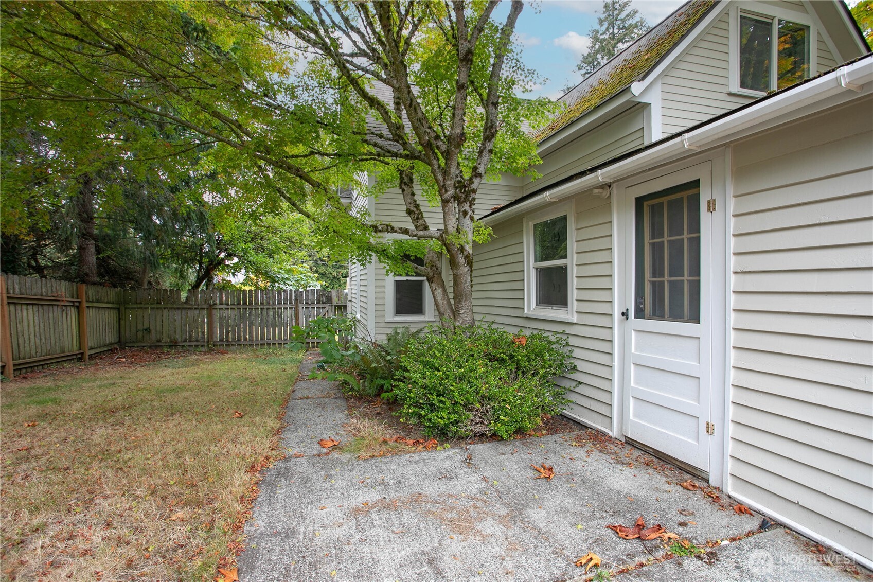 4540 Cable Street Property Photo 26