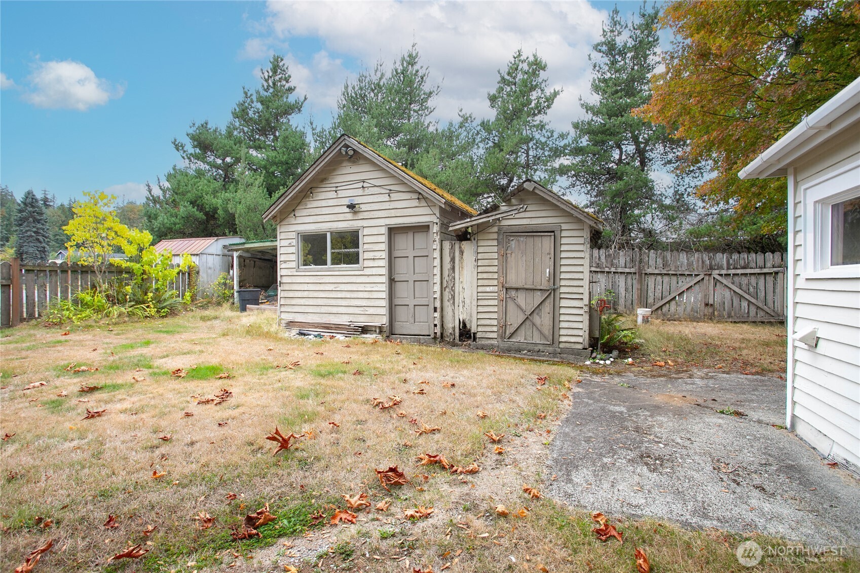 4540 Cable Street Property Photo 29