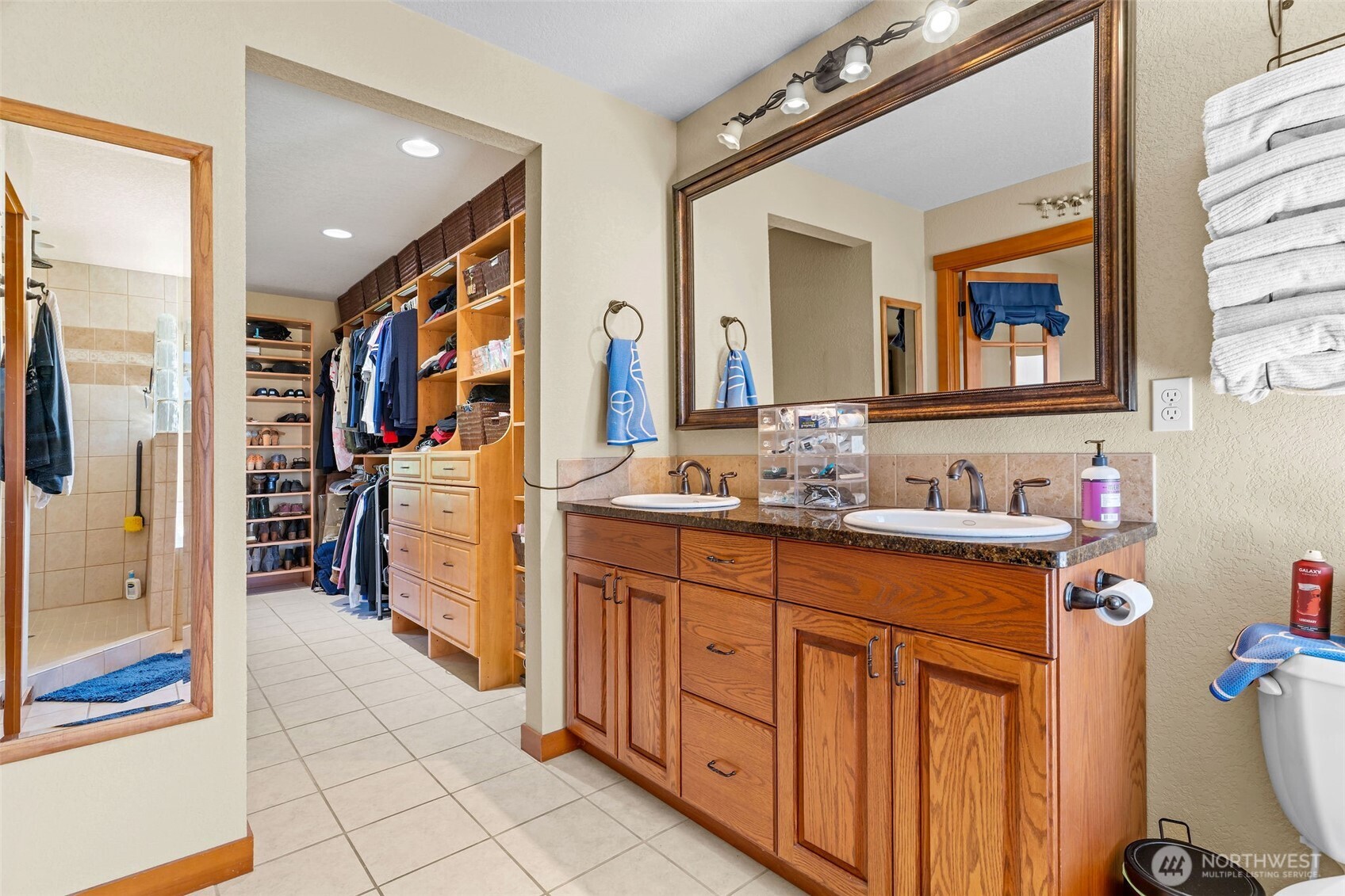 3820 Nw Cascade Avenue Property Photo 14