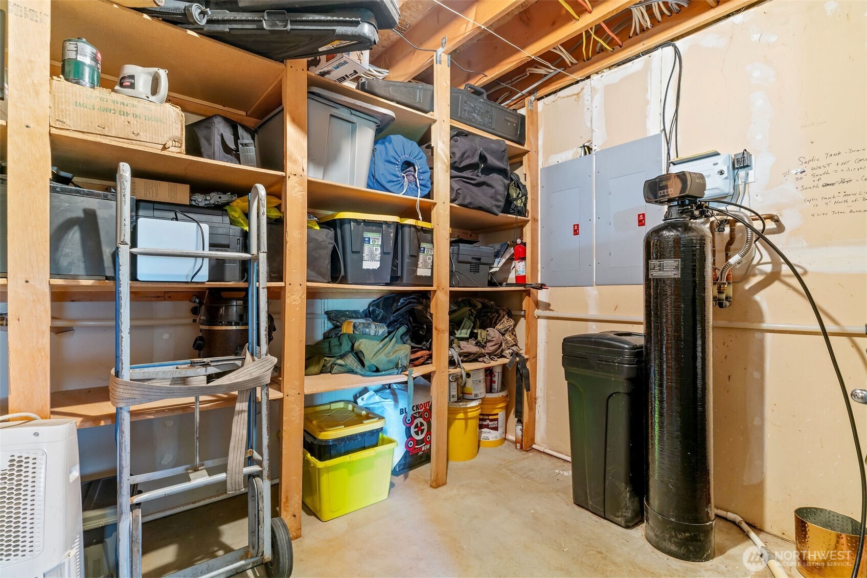 3820 Nw Cascade Avenue Property Photo 23