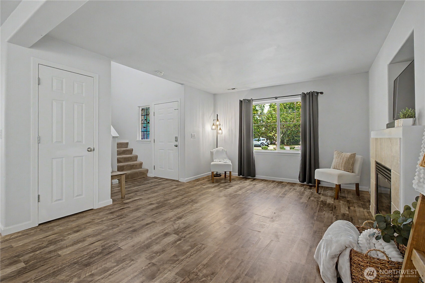 5473 Balustrade Boulevard Property Photo 4