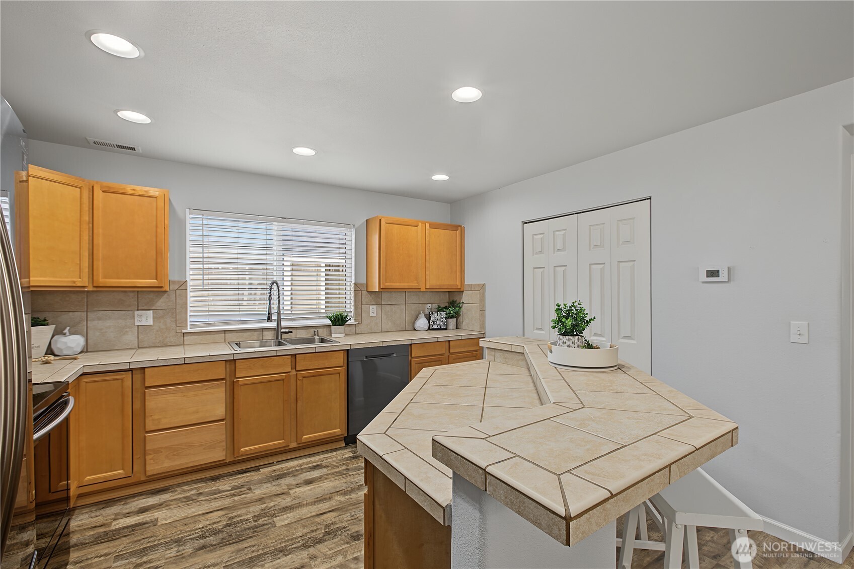 5473 Balustrade Boulevard Property Photo 11