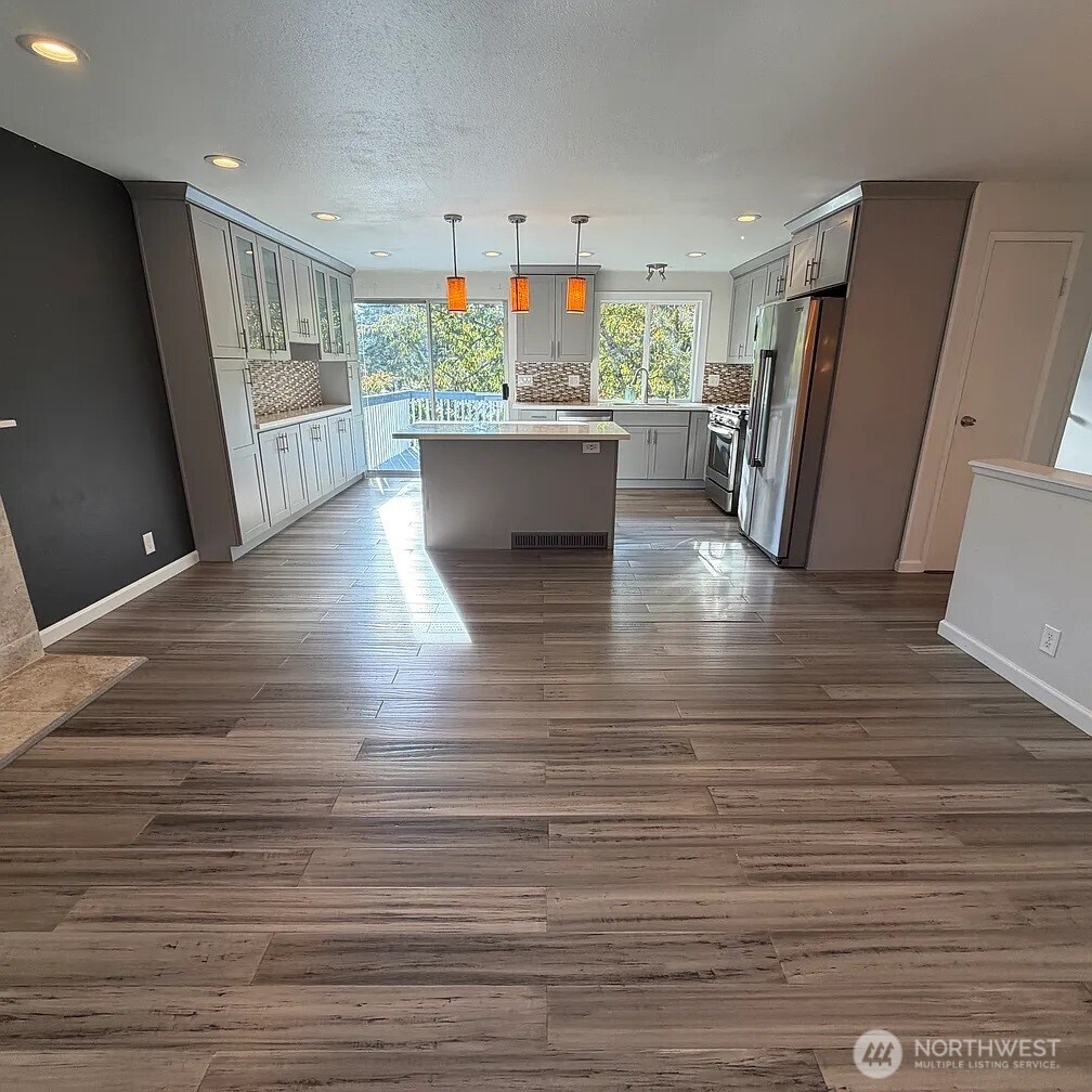 14003 125th Place Property Photo 5
