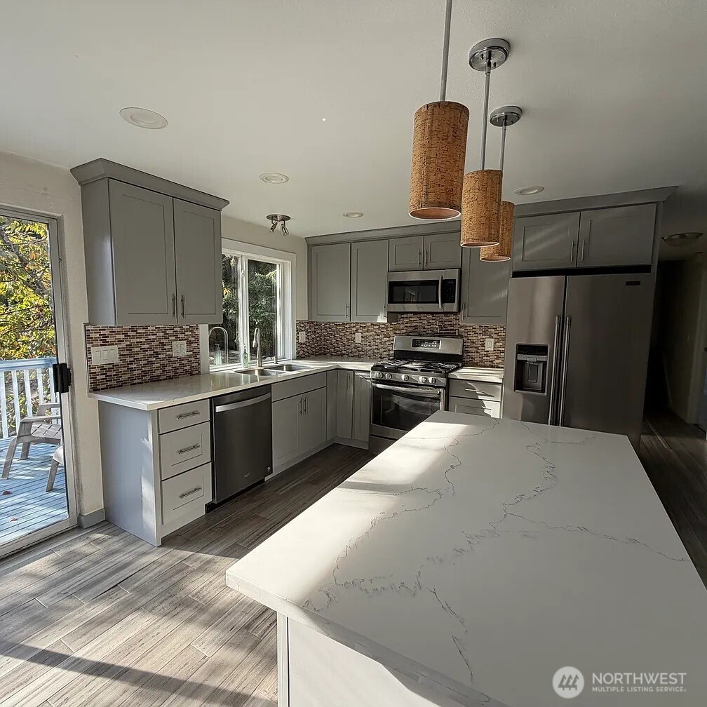 14003 125th Place Property Photo 6