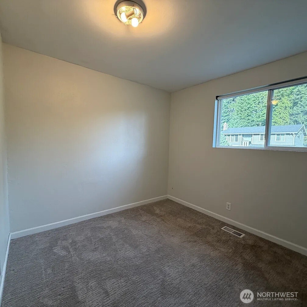 14003 125th Place Property Photo 18