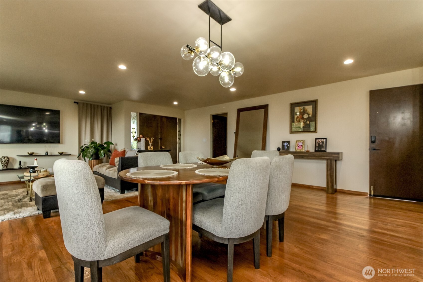 7227 S 128th Property Photo 18