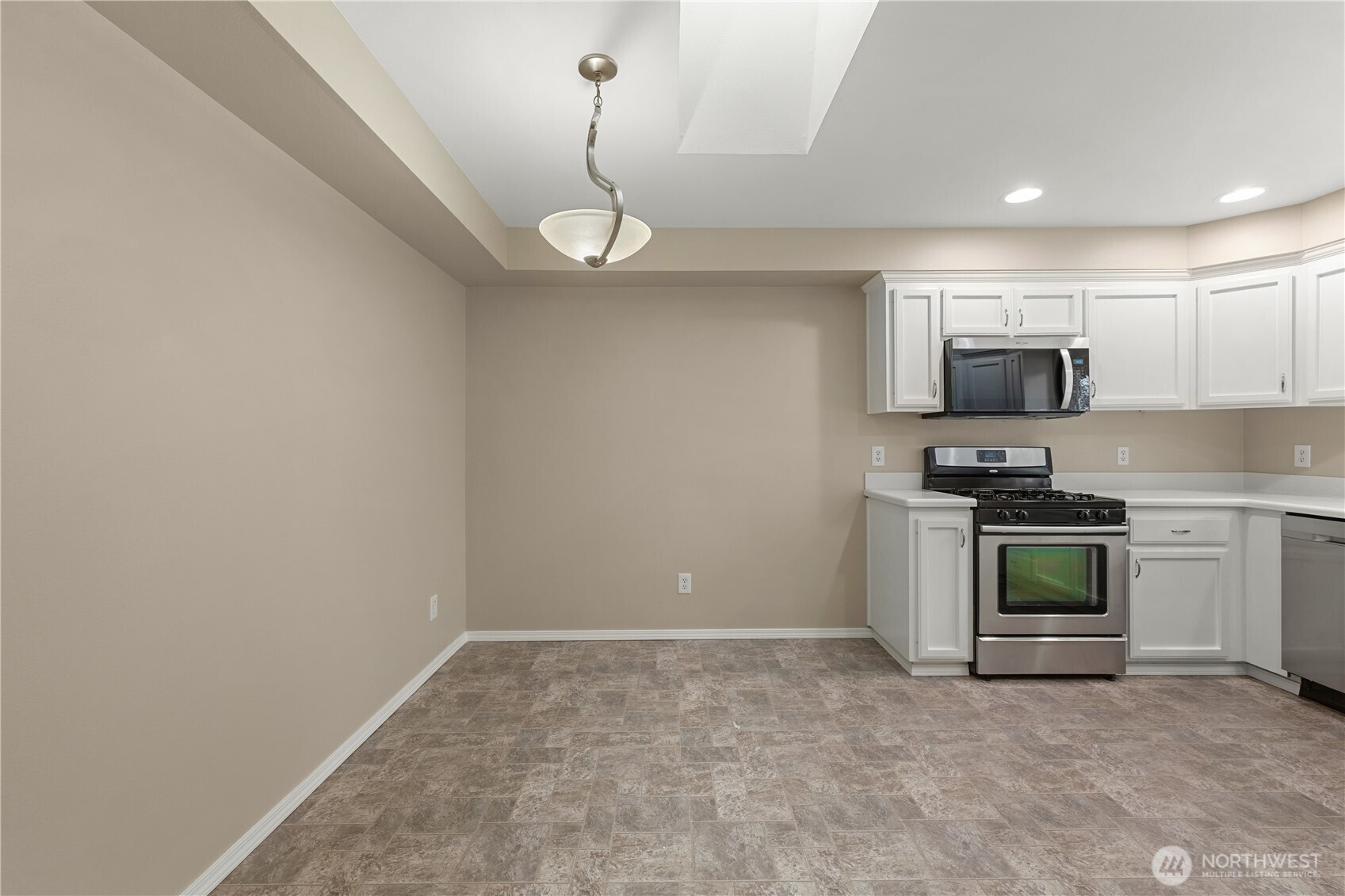 2210 Grade Road 2 Property Photo 15