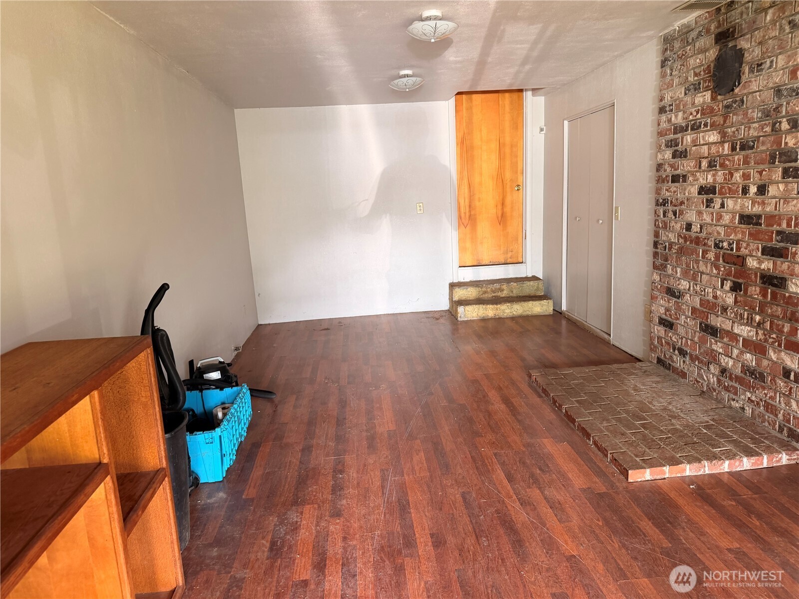 898 Main Avenue Property Photo 6