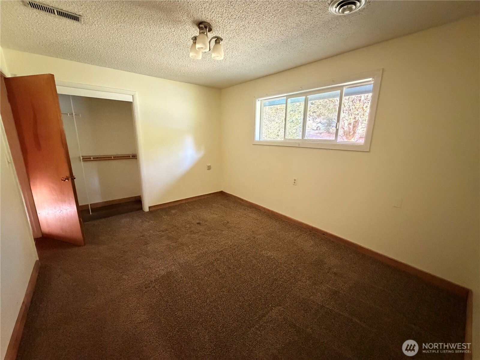 898 Main Avenue Property Photo 8