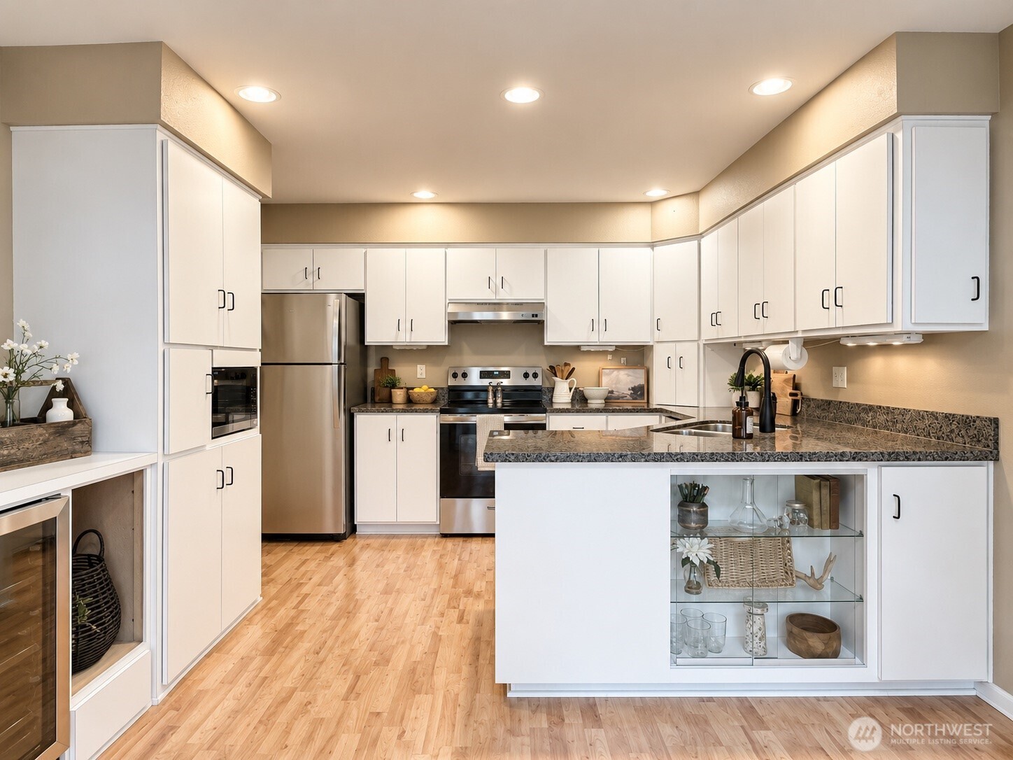6812 Golf View Drive B Property Photo 12
