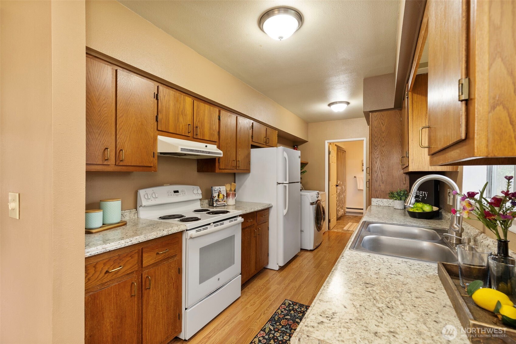 11040 Ne Maine Street Property Photo 13