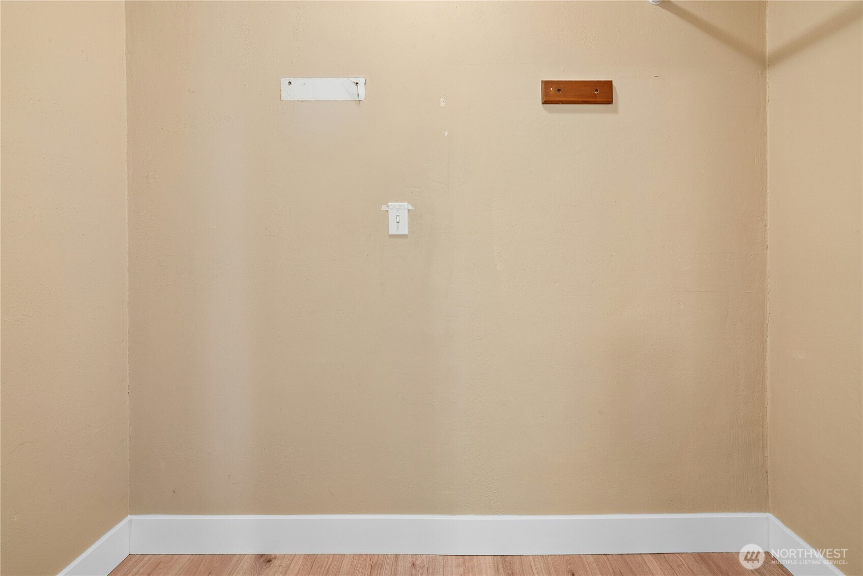 733 N 97th Street Property Photo 17