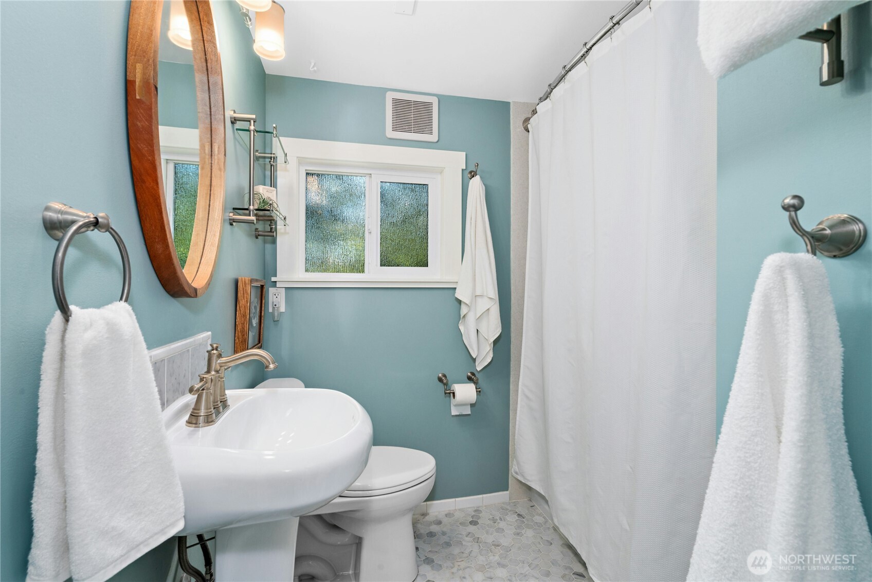 733 N 97th Street Property Photo 20