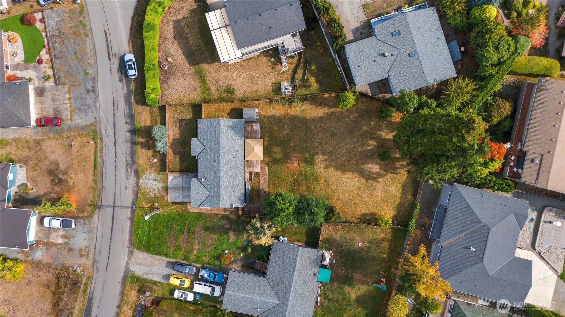 468 Harold Street Property Photo 18