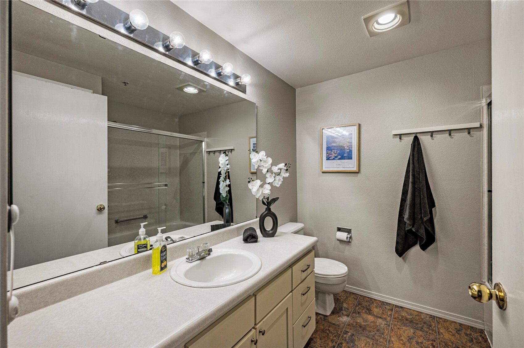 7223 Ne 175th Street Property Photo 16