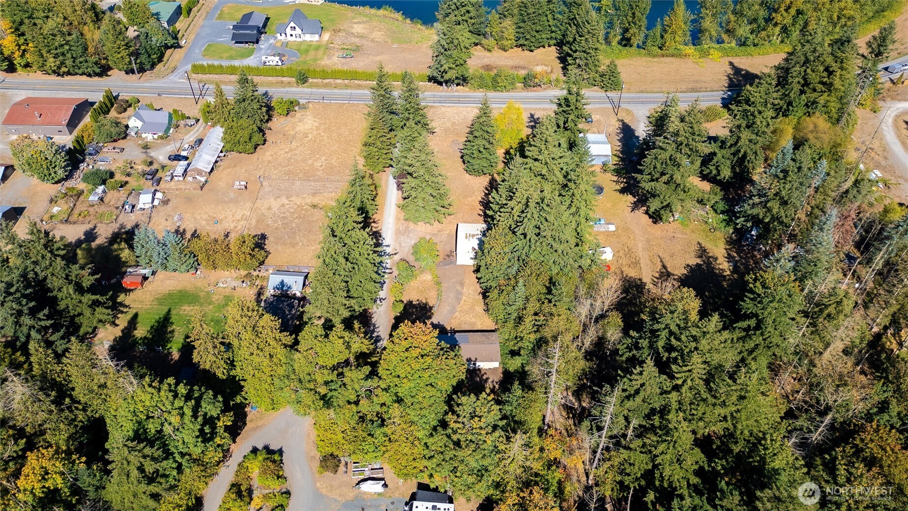 2033 E Pole Road Property Photo 28