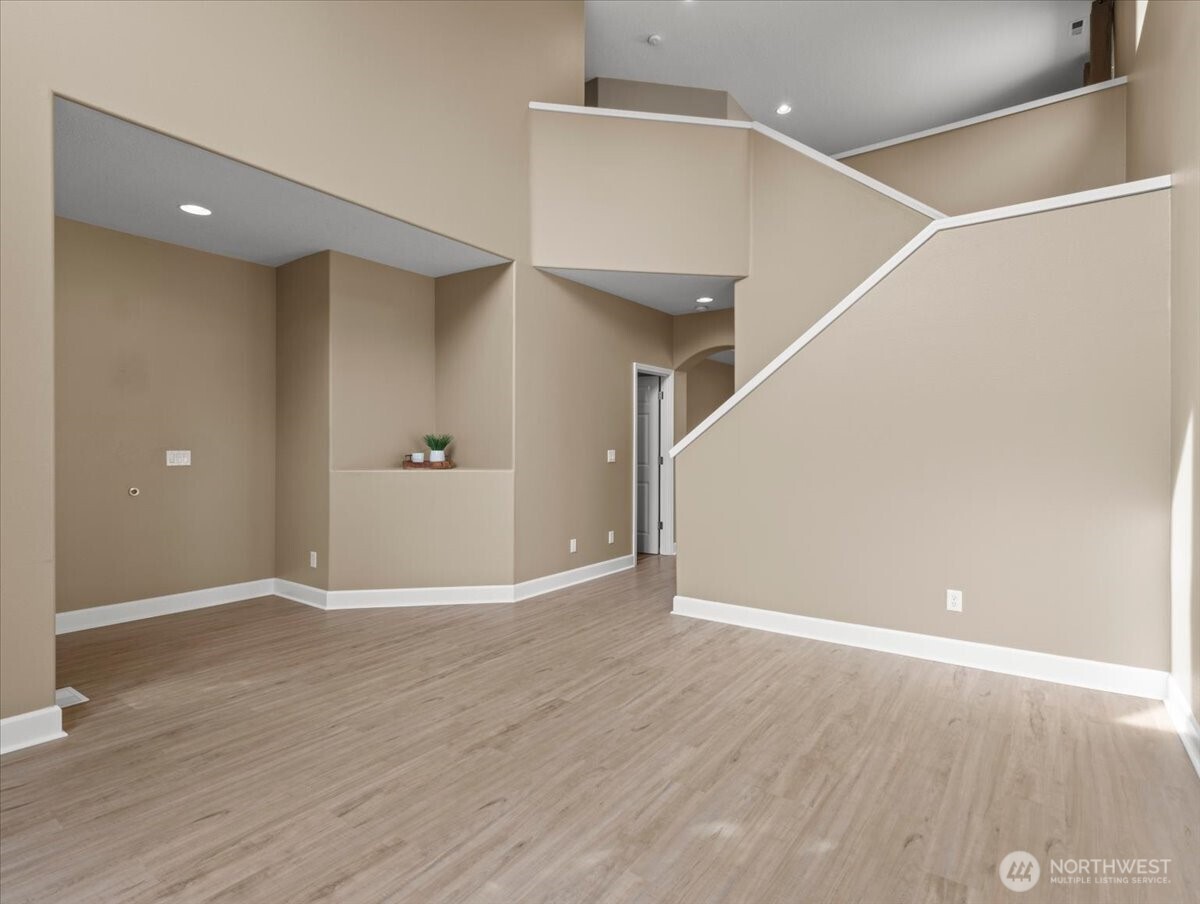4347 Nw 12th Loop Property Photo 6