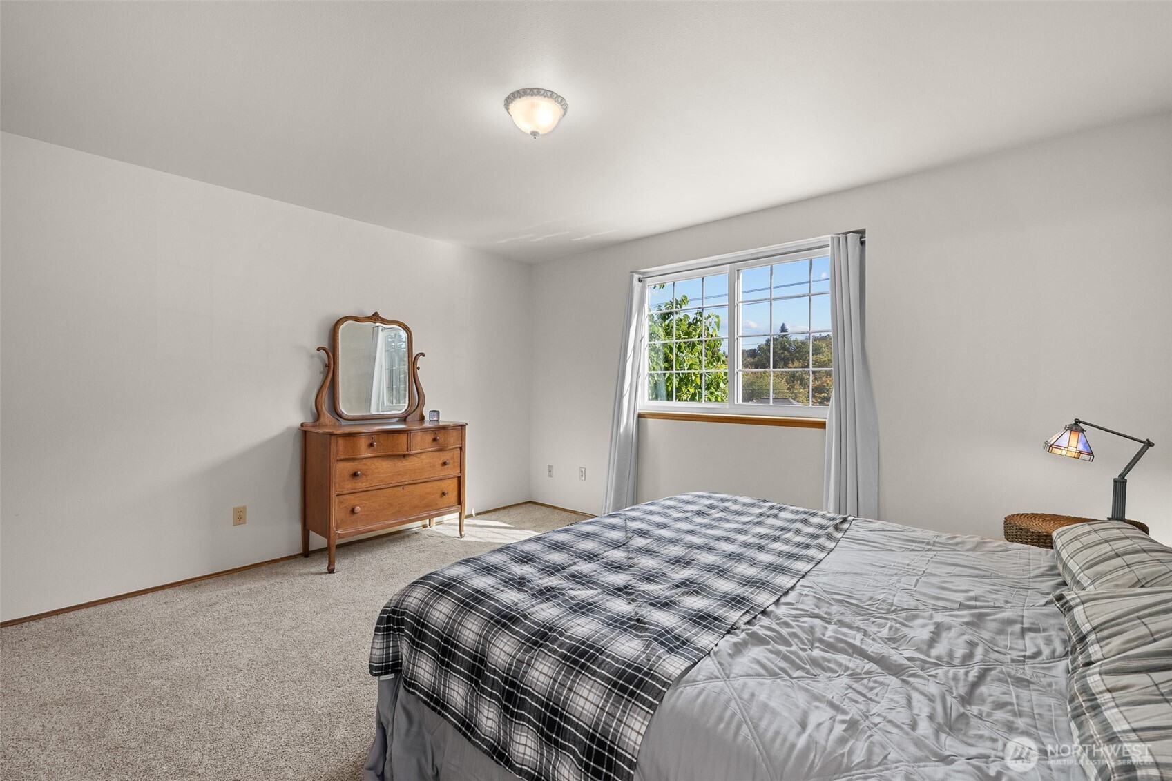 724 Hull Avenue Property Photo 32