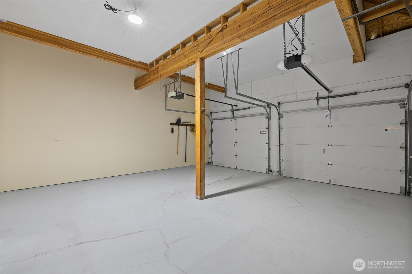 724 Hull Avenue Property Photo 39