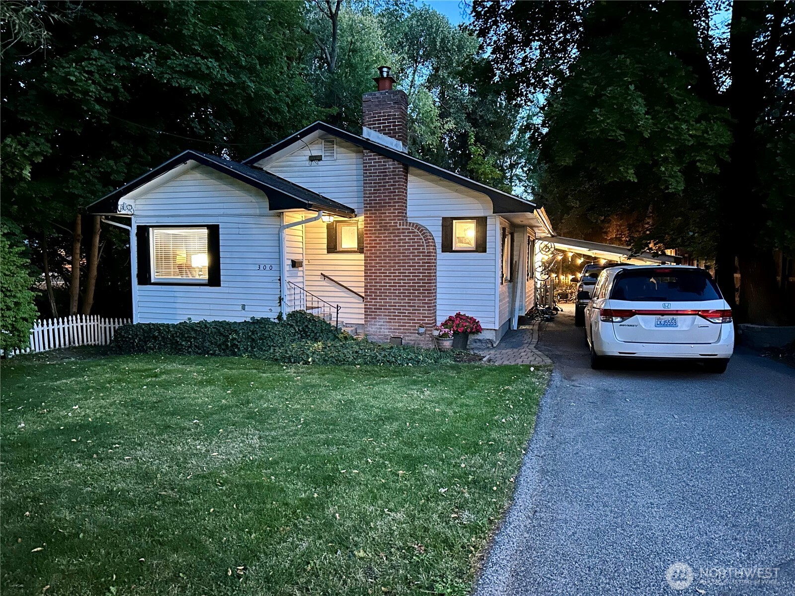 300 Pioneer Avenue Property Photo 1