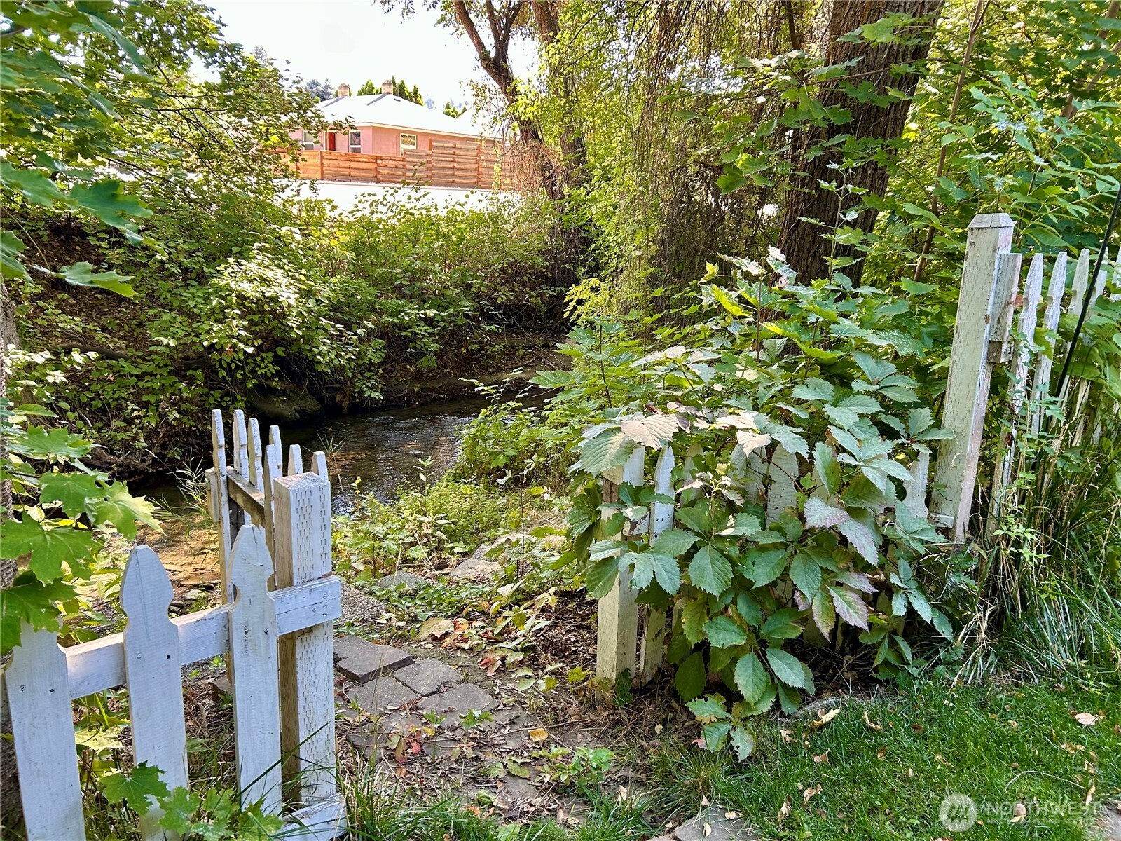 300 Pioneer Avenue Property Photo 26