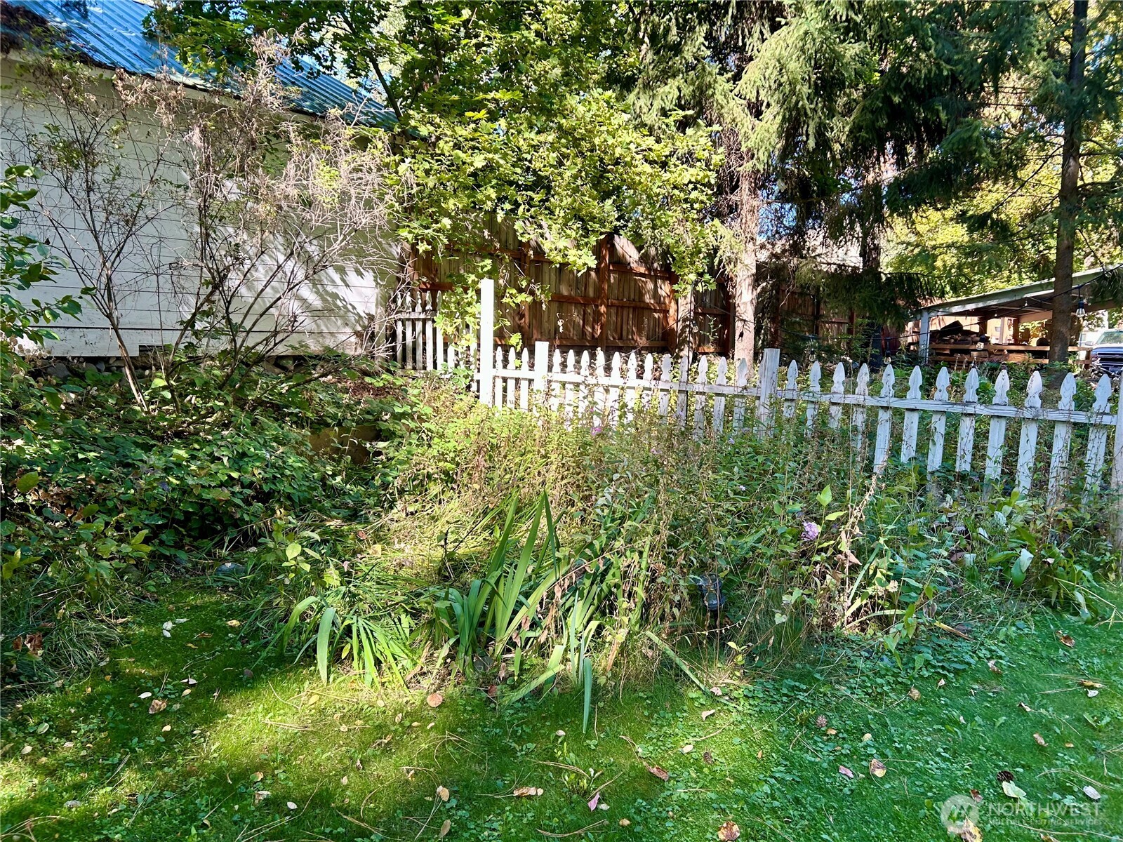300 Pioneer Avenue Property Photo 29