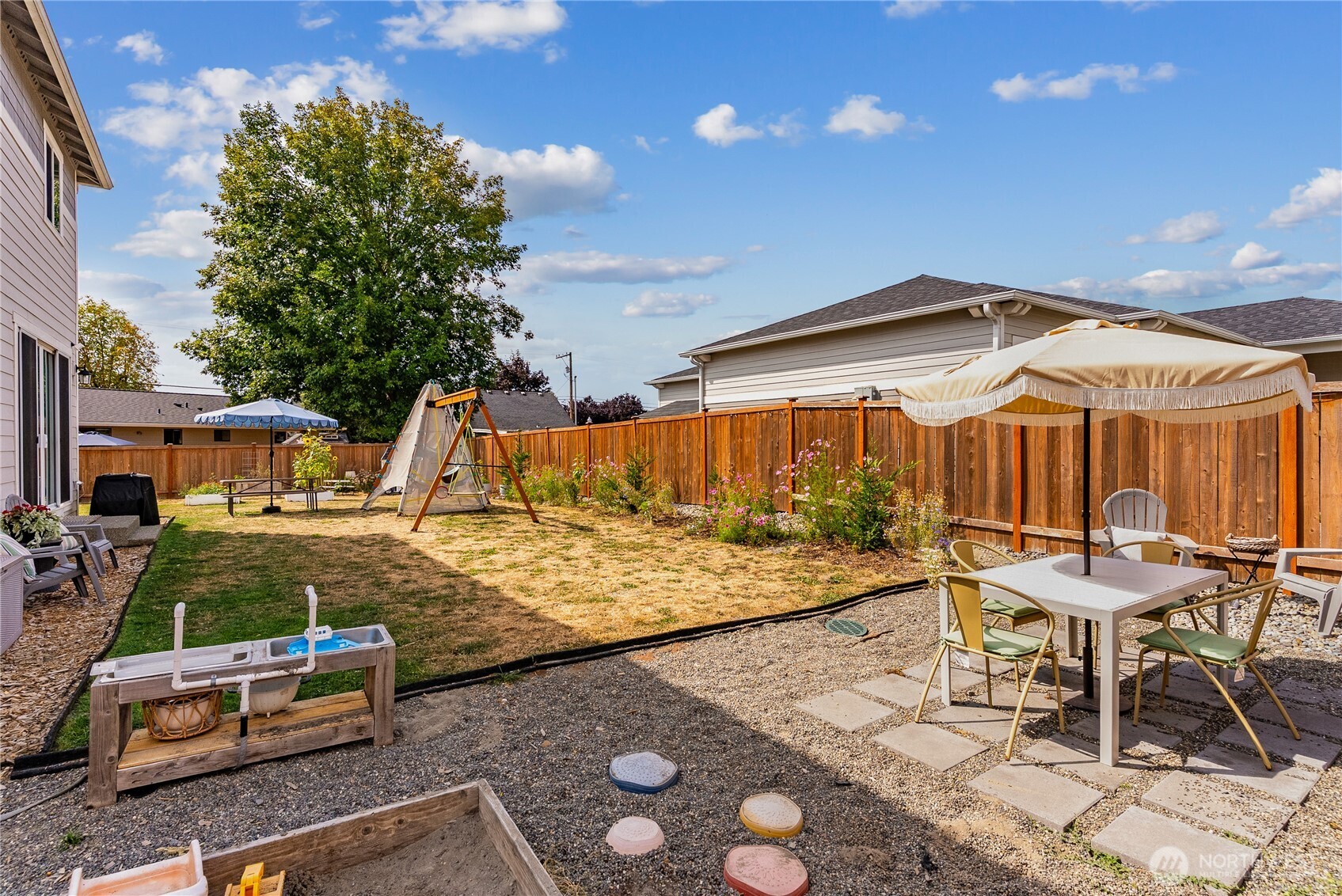 15615 Washington Street Property Photo 31