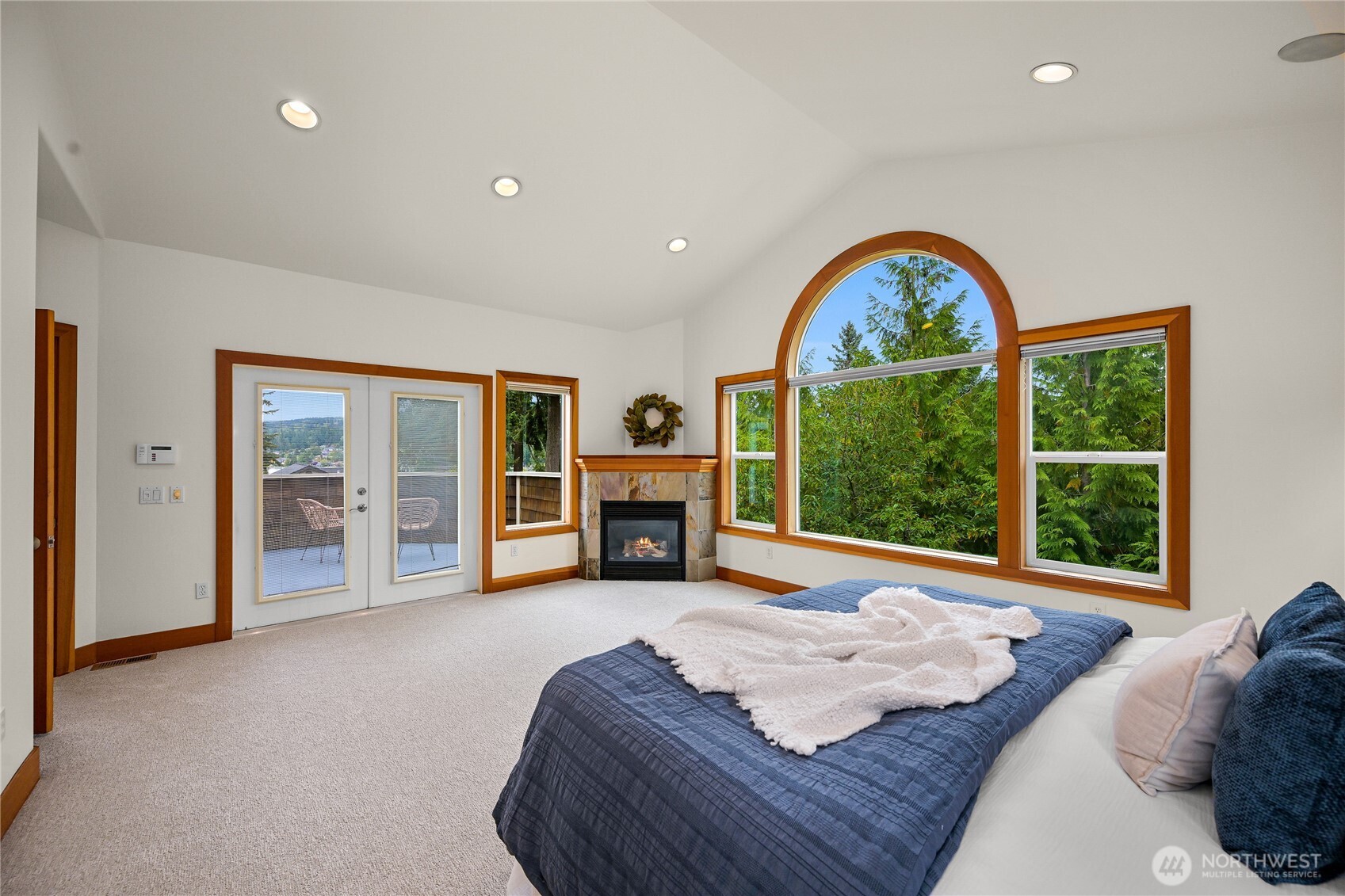 4618 Lakeway Drive Property Photo 19