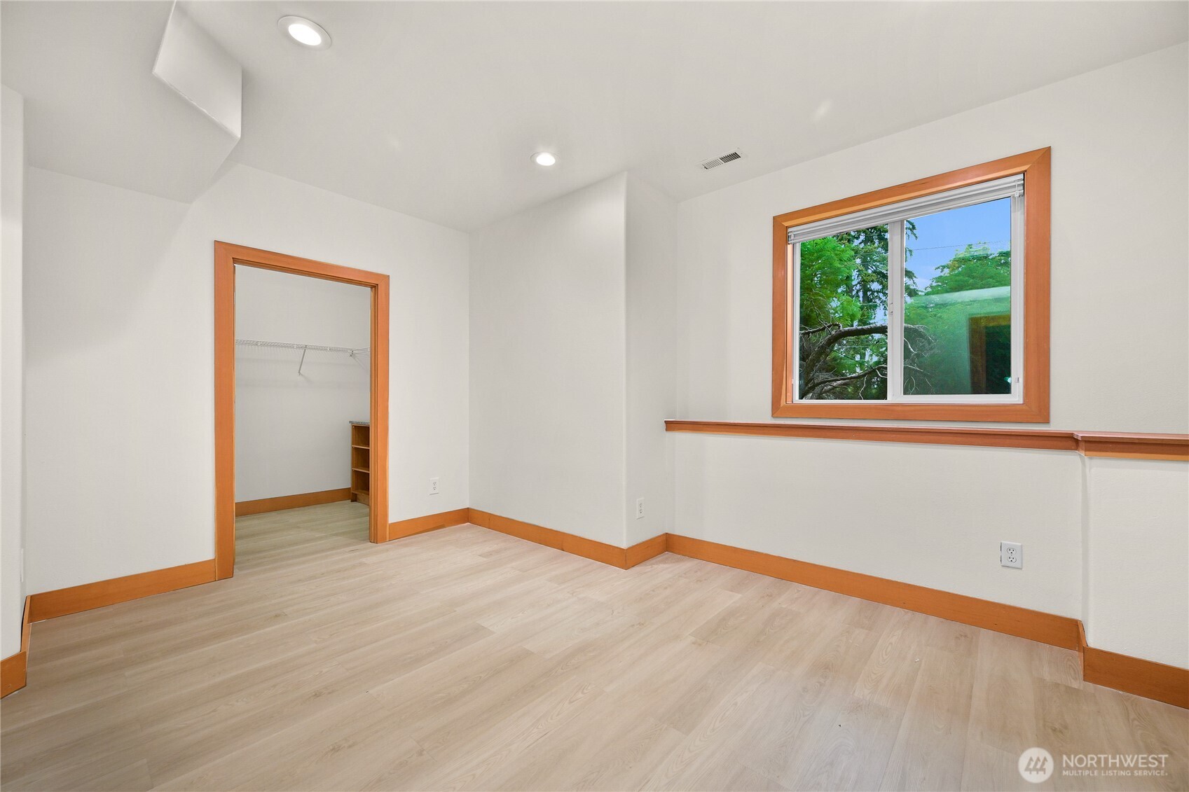 4618 Lakeway Drive Property Photo 29