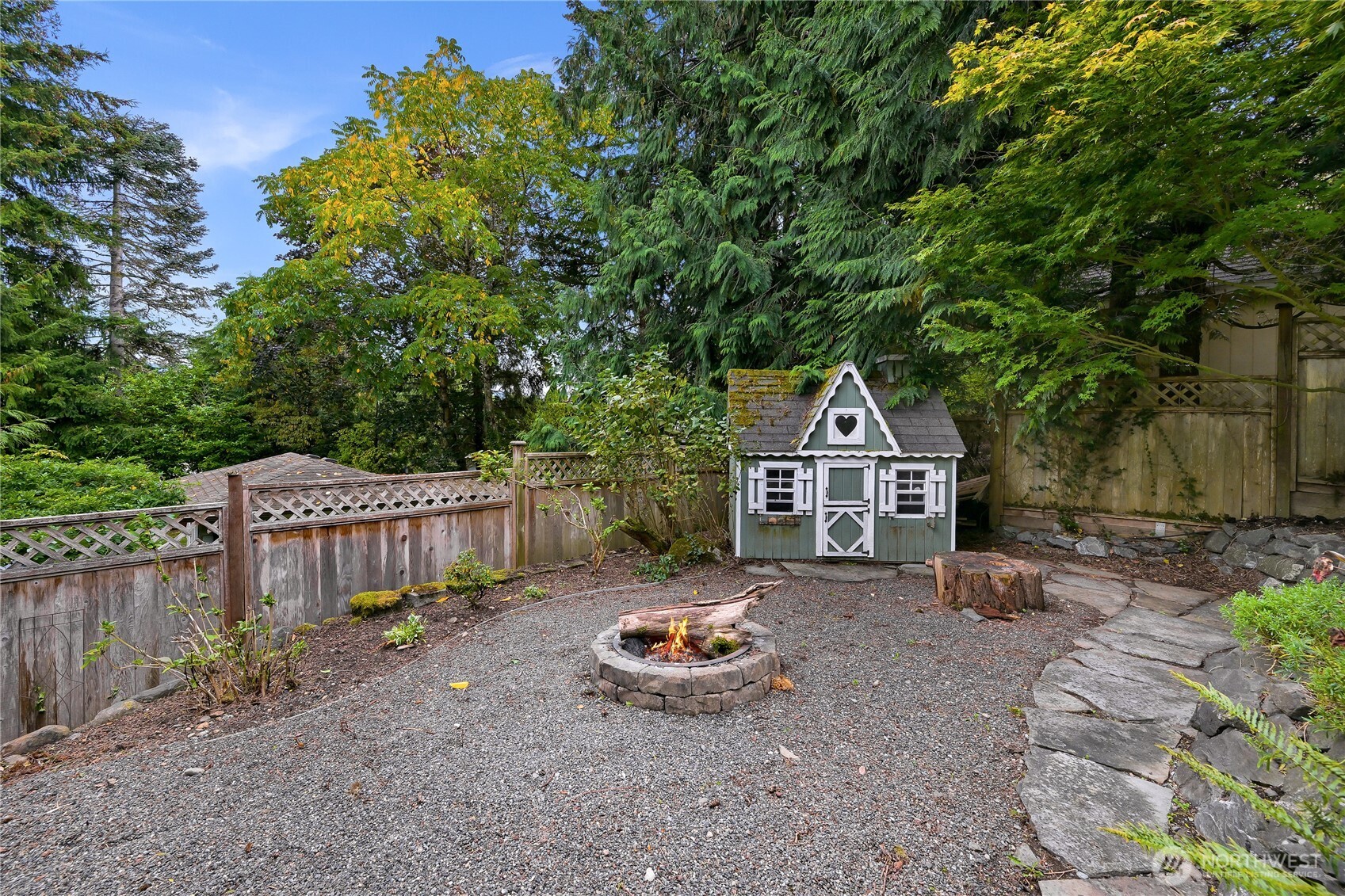 4618 Lakeway Drive Property Photo 31