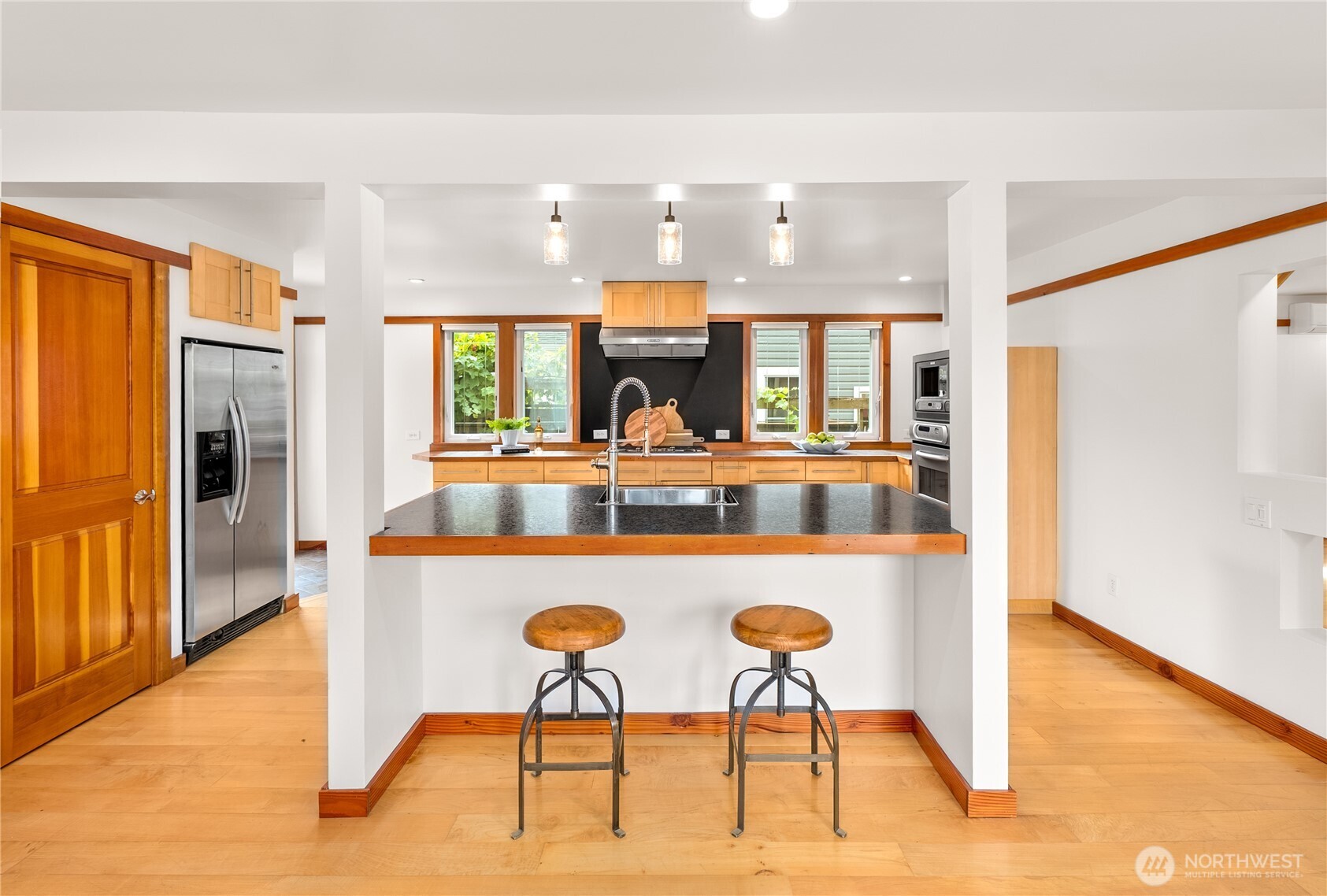 529 Avenue C Property Photo 14