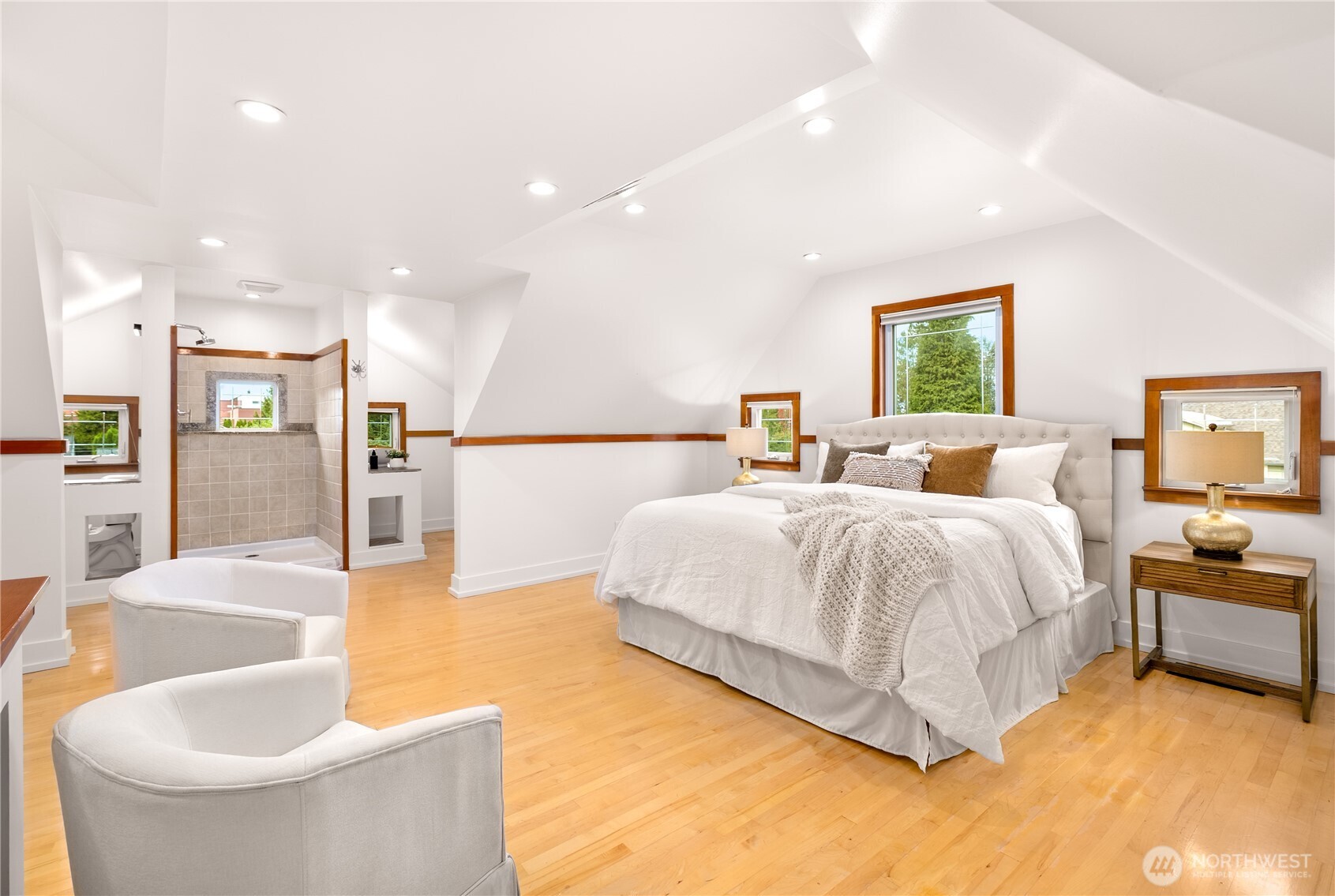 529 Avenue C Property Photo 18