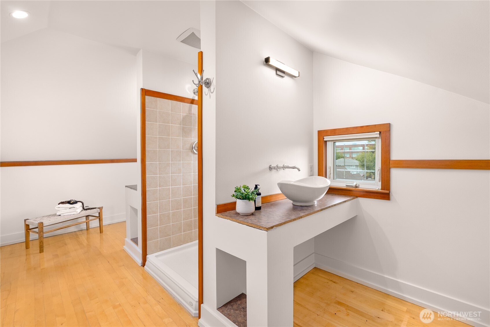 529 Avenue C Property Photo 20
