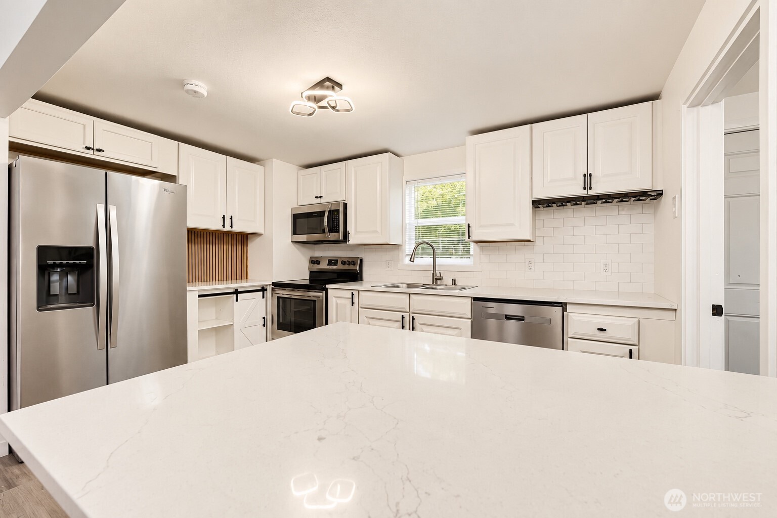 4314 E C St Property Photo 7