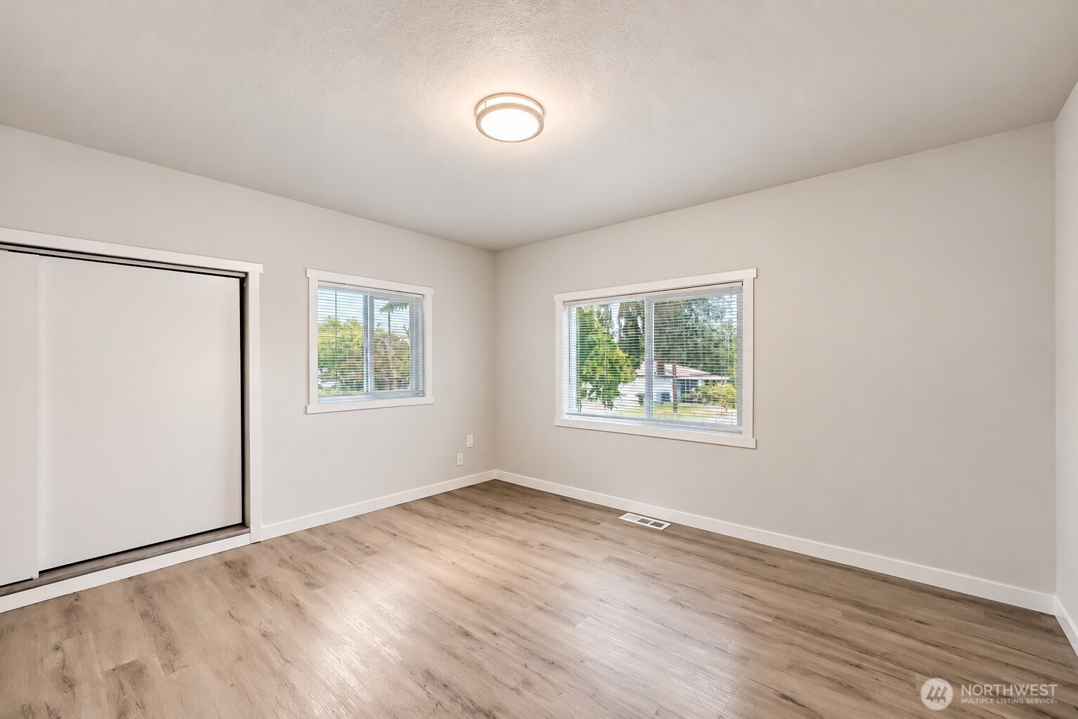 4314 E C St Property Photo 12