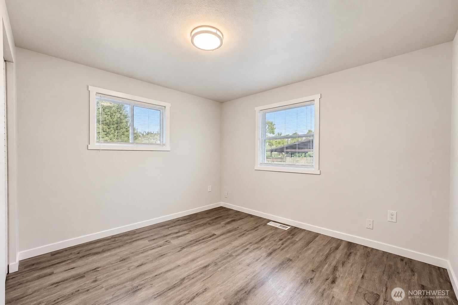 4314 E C St Property Photo 14