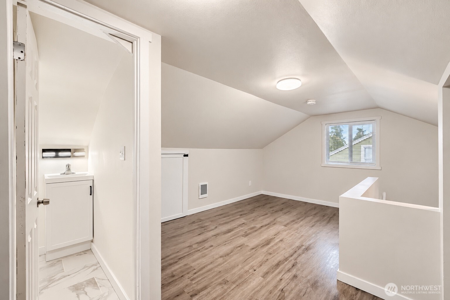 4314 E C St Property Photo 16
