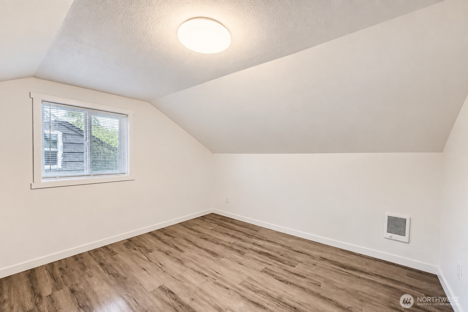 4314 E C St Property Photo 18