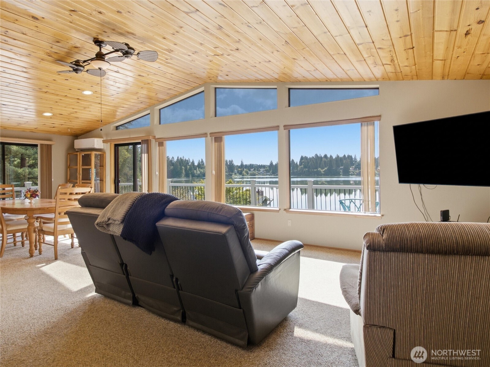 5727 Henslin Drive Property Photo 17