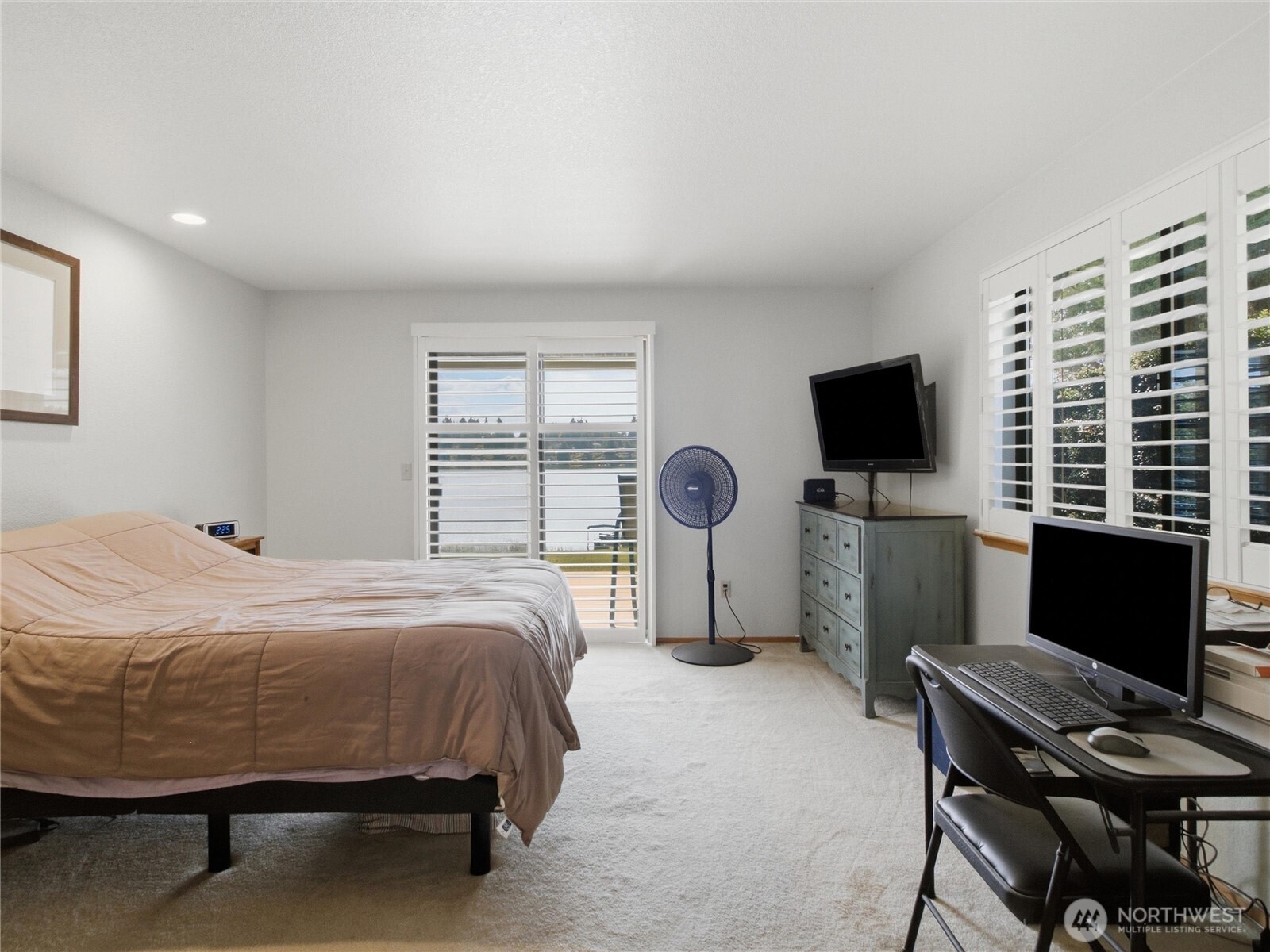 5727 Henslin Drive Property Photo 32