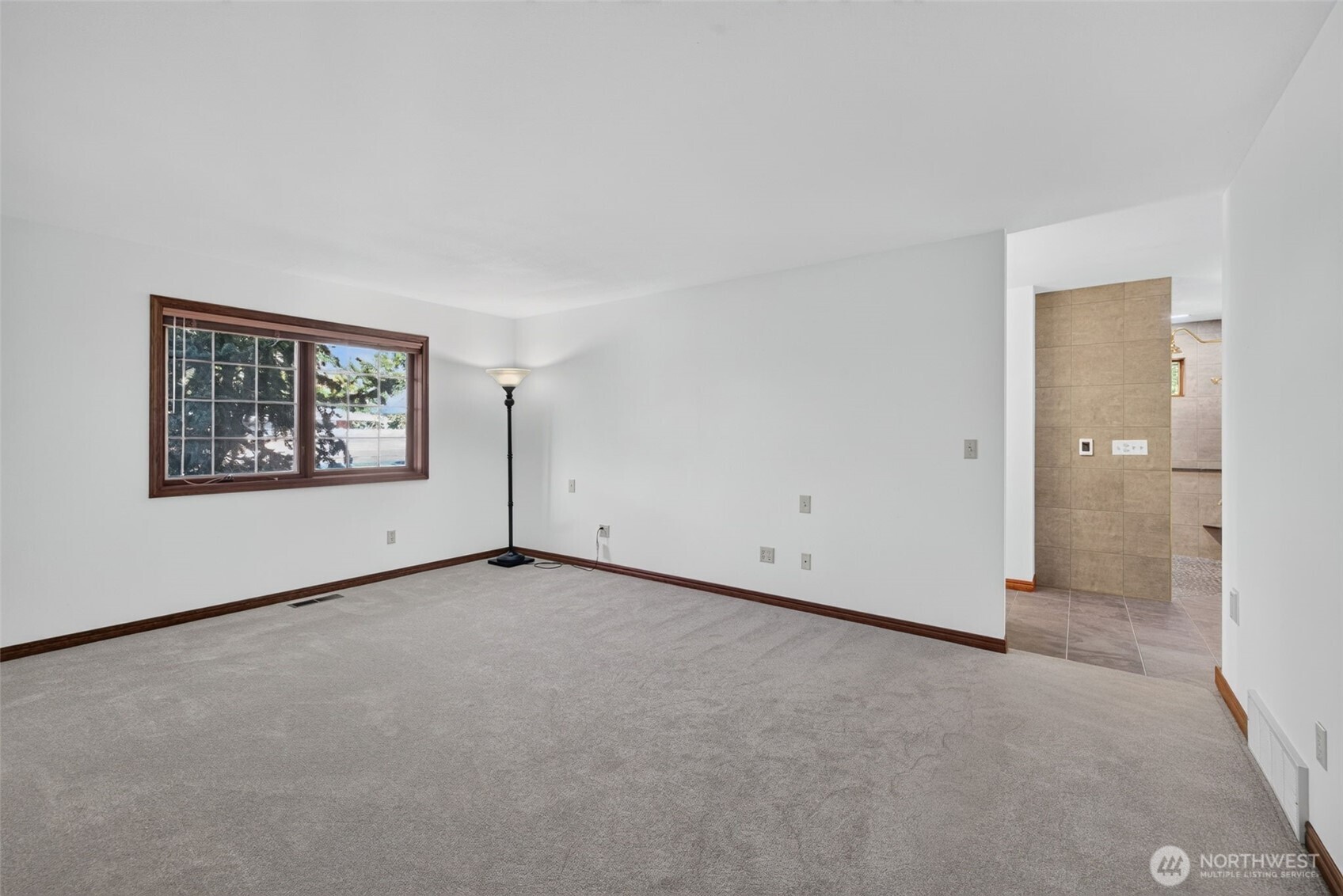 810 D Street Property Photo 23