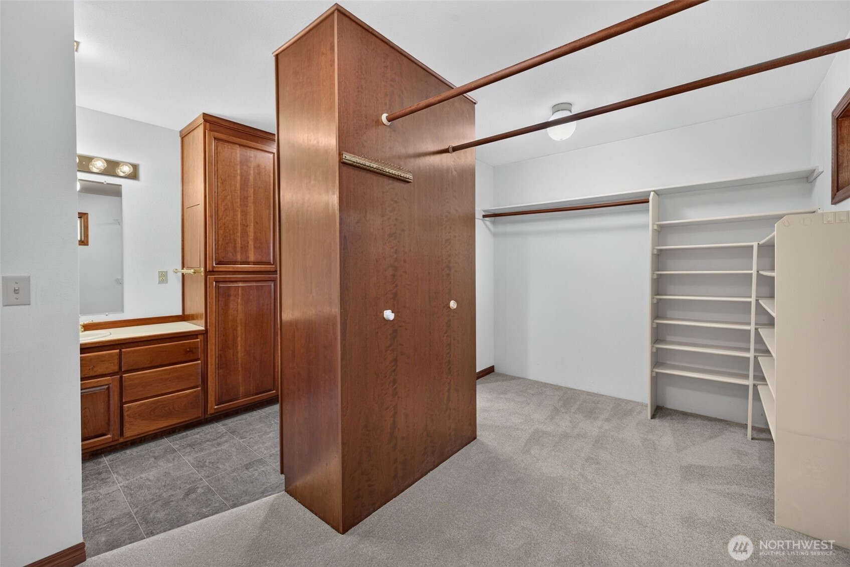 810 D Street Property Photo 27