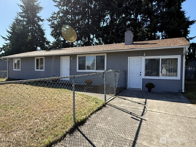 17106 6th Avenue Ct Property Photo 2