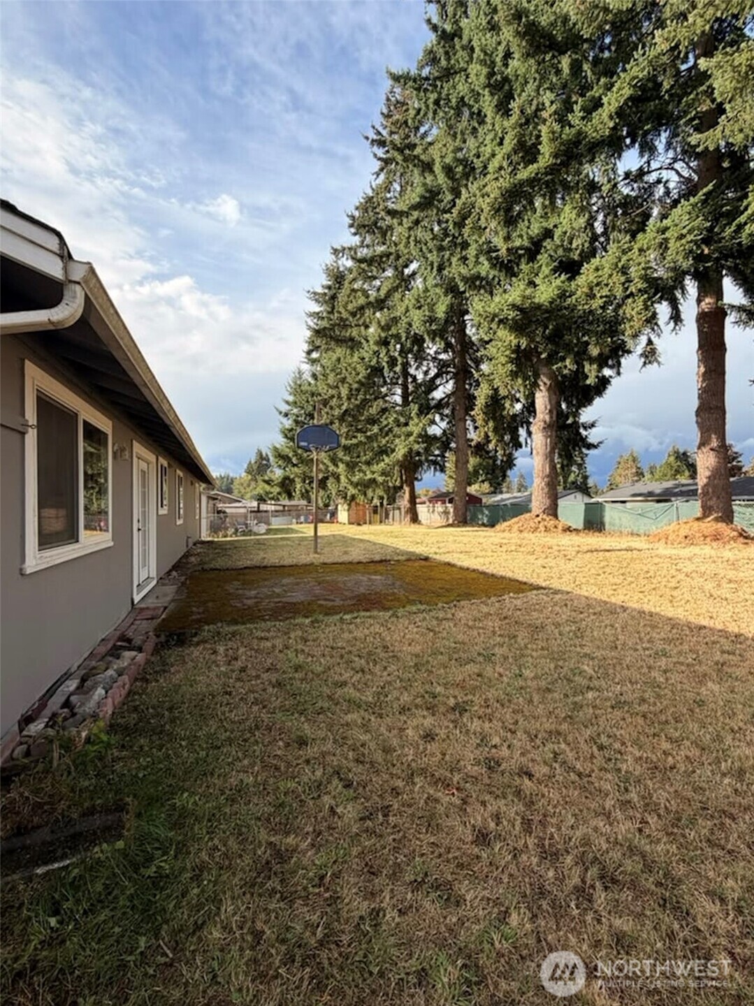 17106 6th Avenue Ct Property Photo 4