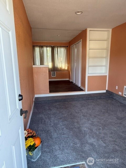 17106 6th Avenue Ct Property Photo 12