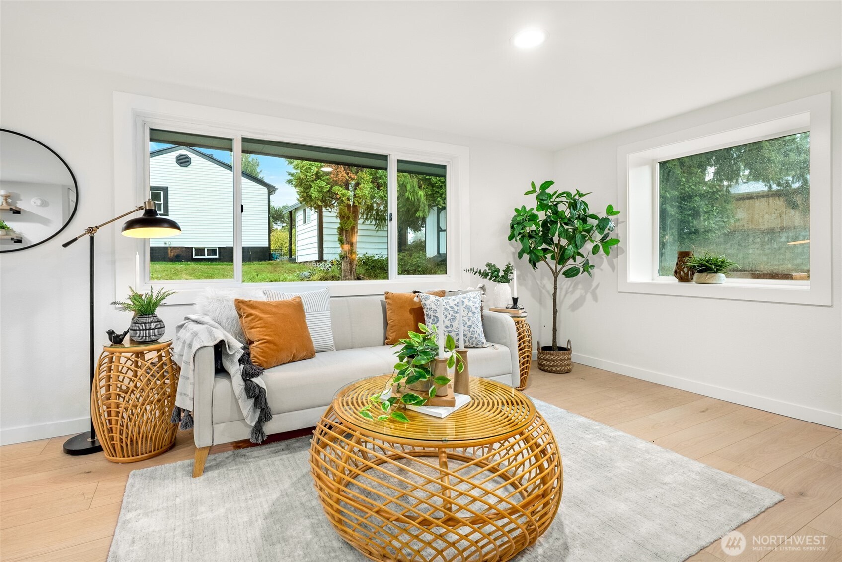 507 3rd Street Property Photo 8
