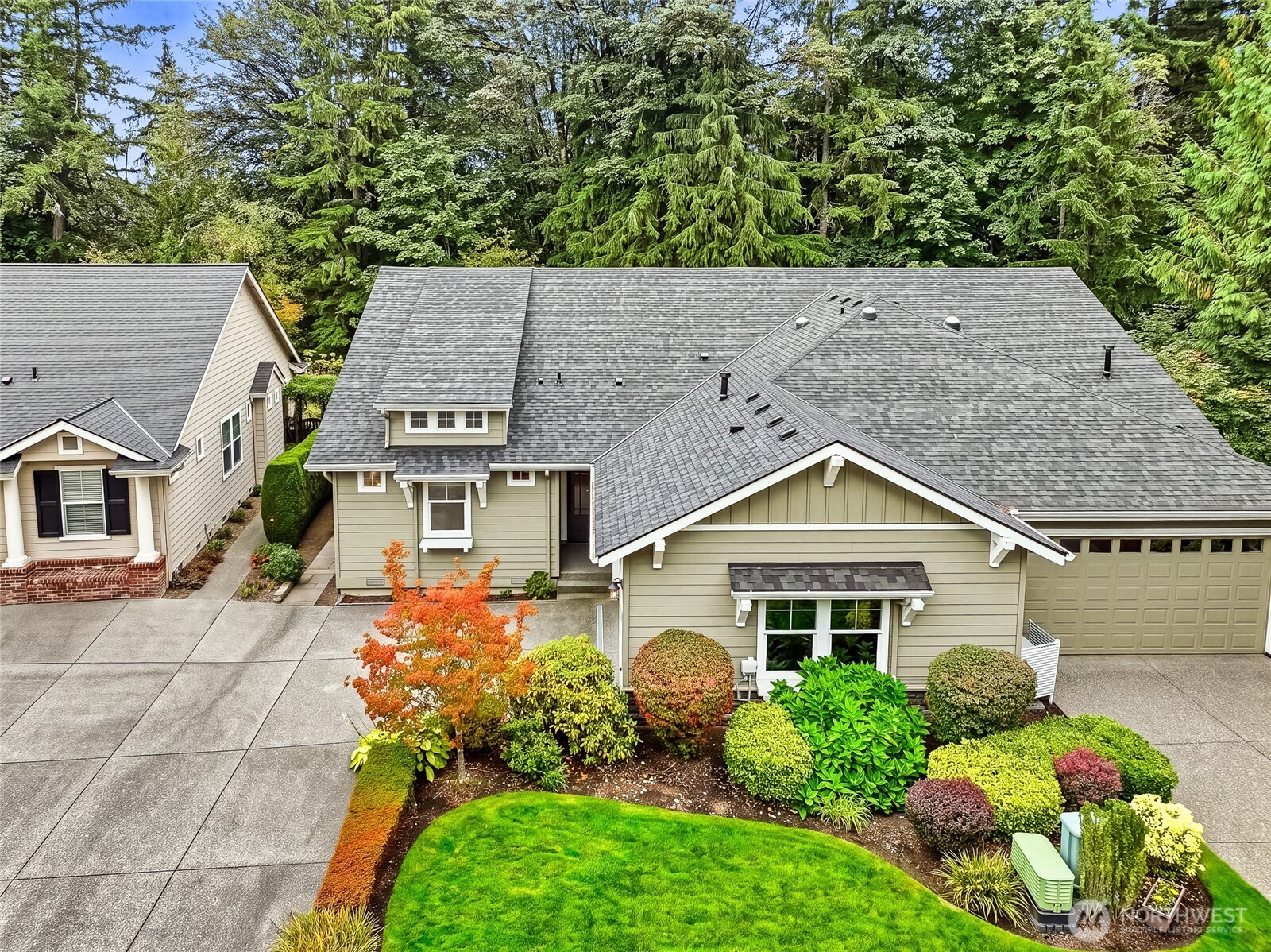 12114 Big Leaf Way Property Photo 2