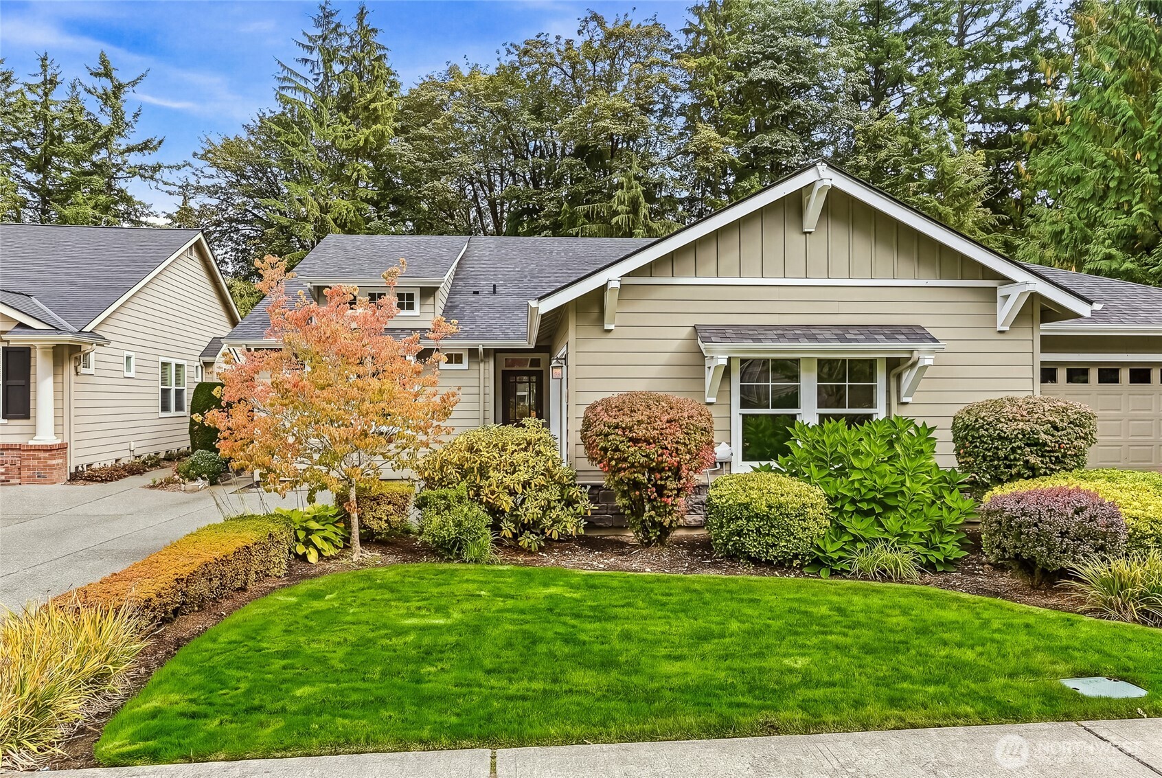 12114 Big Leaf Way Property Photo 3